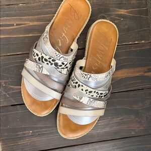 Mixed Neutral Multi-Print Slide Sandal - Women